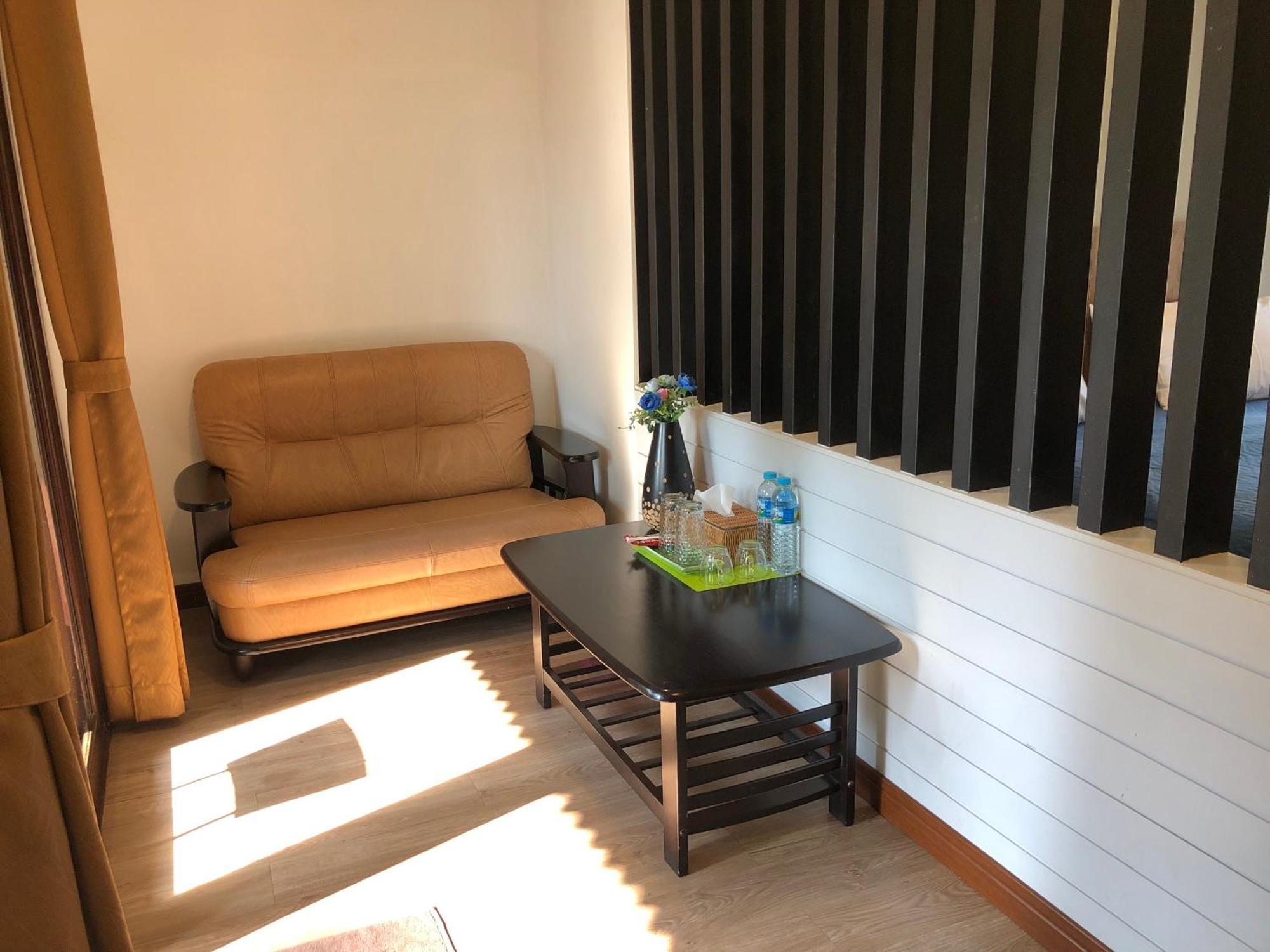 Likita Resort Ban Phe Esterno foto